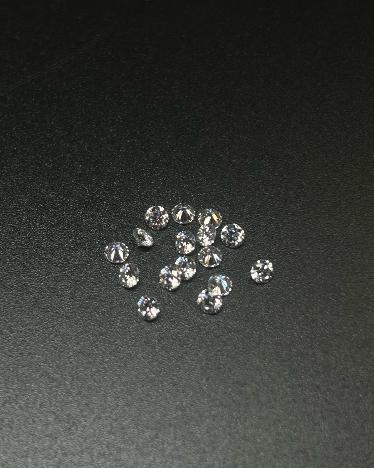 0.8mm Round Moissanite Melee